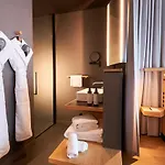 Loisium Wine & Champagne Hotel