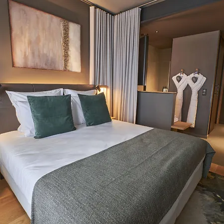 Loisium Wine & Champagne Отель 4*